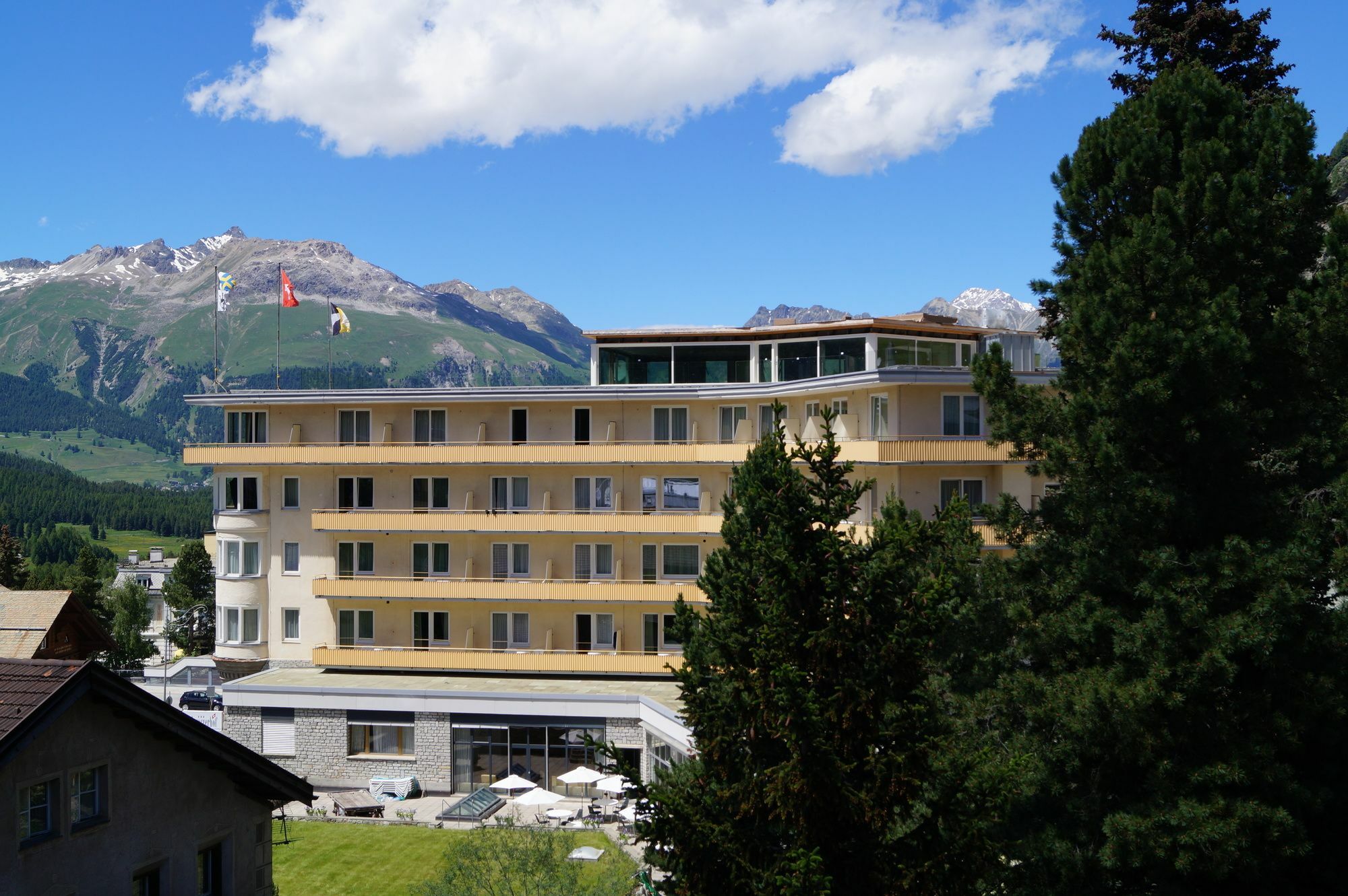 Hotel Schweizerhof Pontresina Bagian luar foto